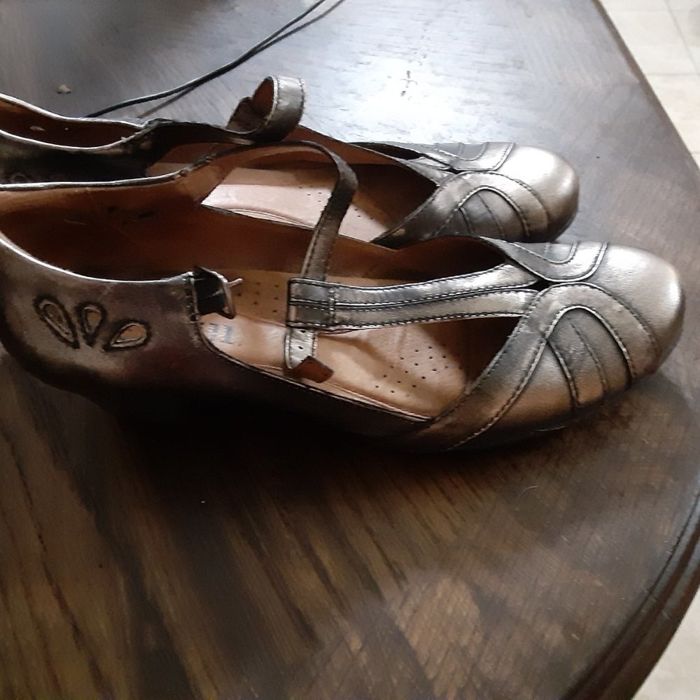 Cobb Hill low heels
